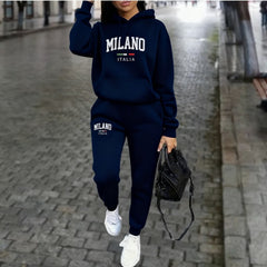 Womens Fleece-Lined Sweatshirt And Sweatpants Set With Print